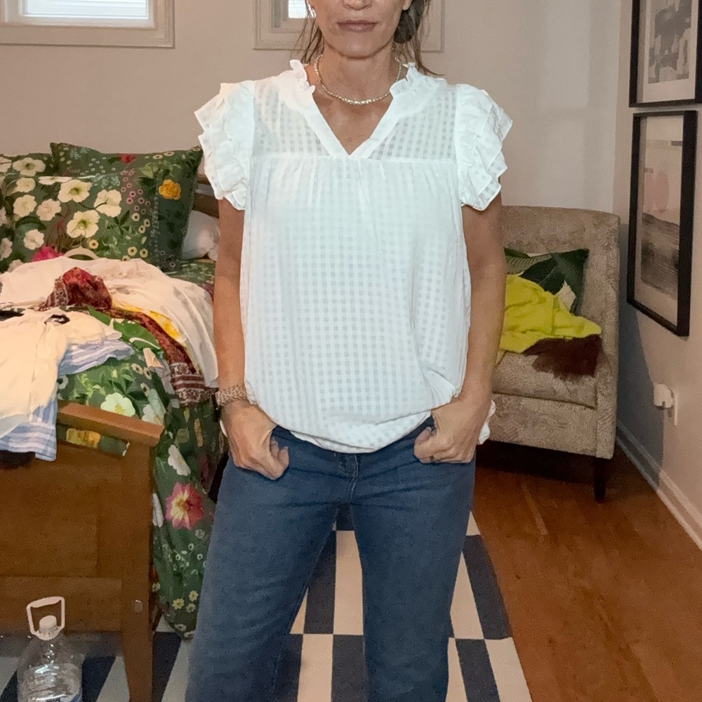 Source Unknown White Ruffle Blouse